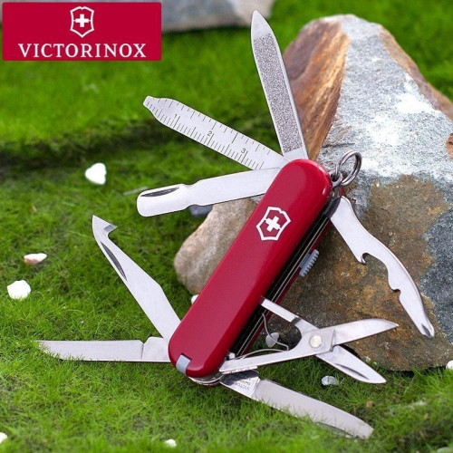 Нож Victorinox Vx06385